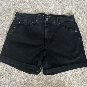 Women's Torrid high rise vintage stretch Black Denim Shorts 5 inch